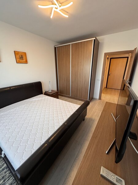 Splaiul Independentei etaj 6, loc de parcare privat,Grozavesti–Basarab